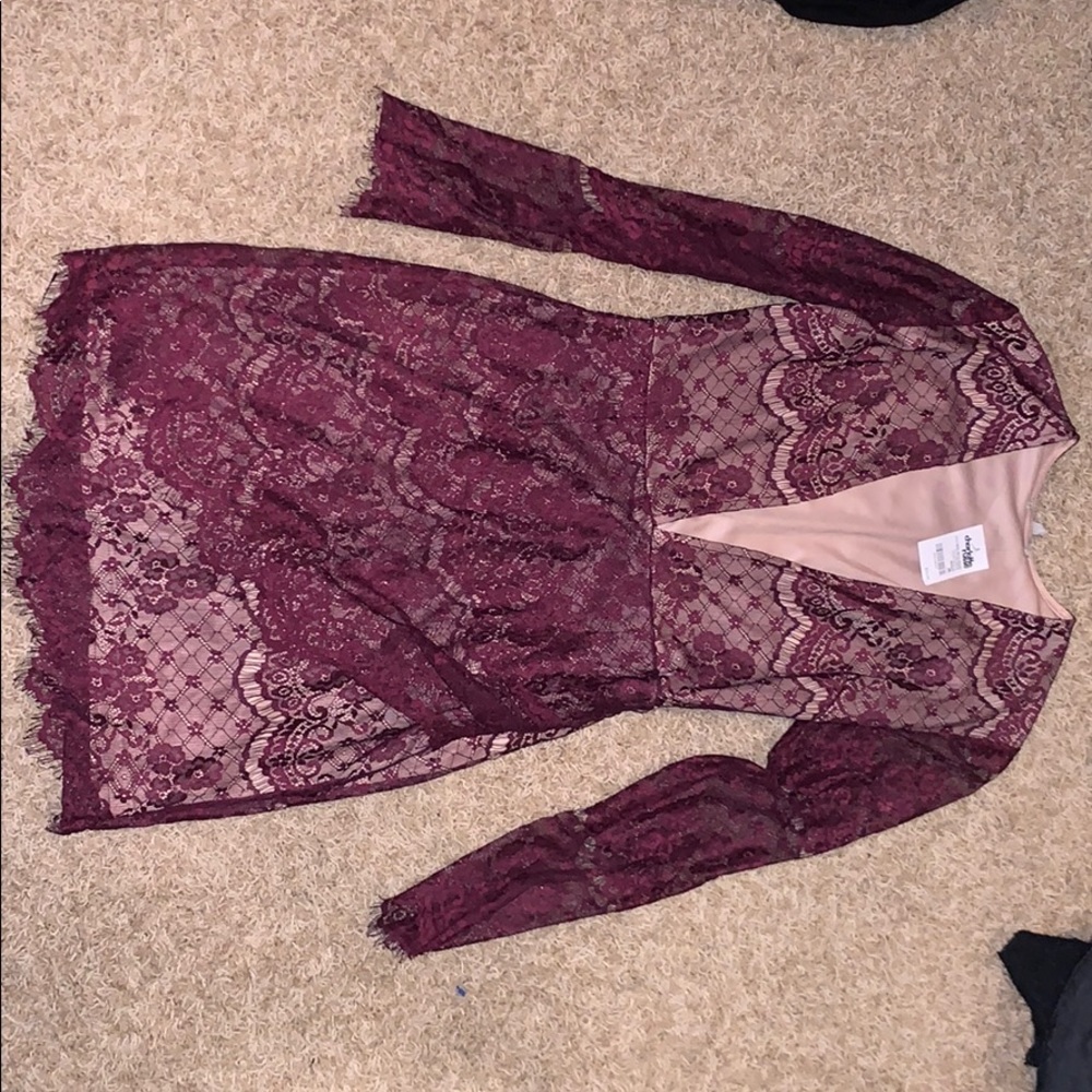 Women’s lace dress